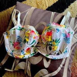 Panache balconette bra. 32FF (not 32G). Floral print.